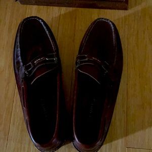 Sperry leather loafers barely worn